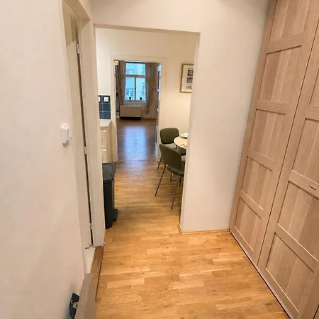 útulný 10 Minut Od Pražského Hradu * Prague